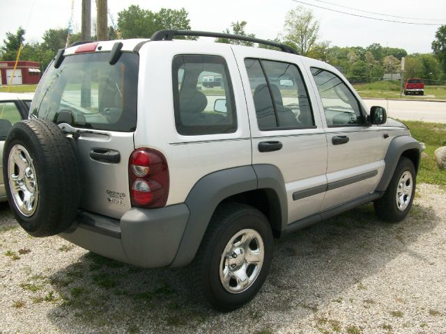 2005 Jeep Liberty Elk Conversion Van