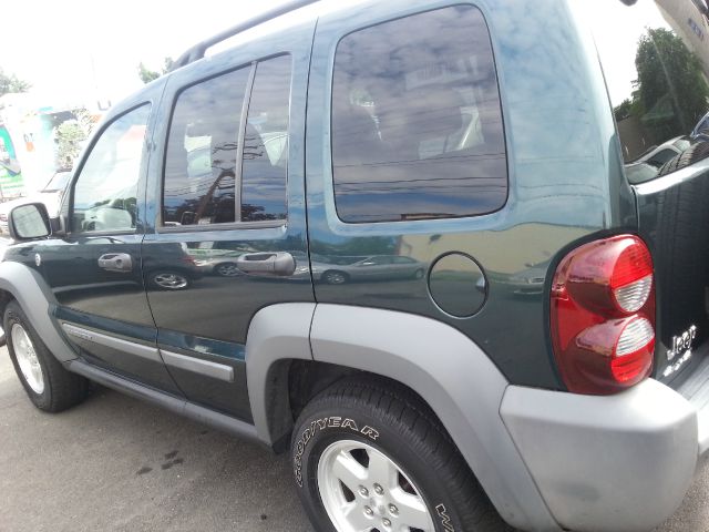 2005 Jeep Liberty Elk Conversion Van