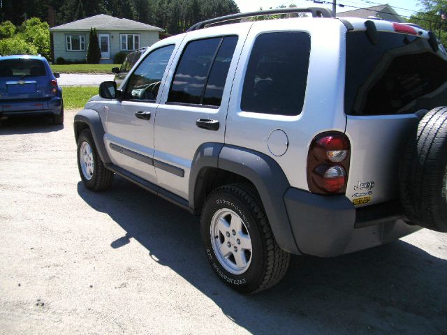 2005 Jeep Liberty Elk Conversion Van