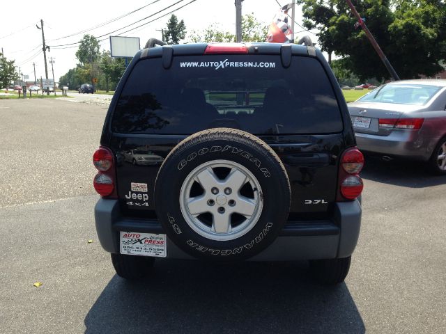 2005 Jeep Liberty Elk Conversion Van