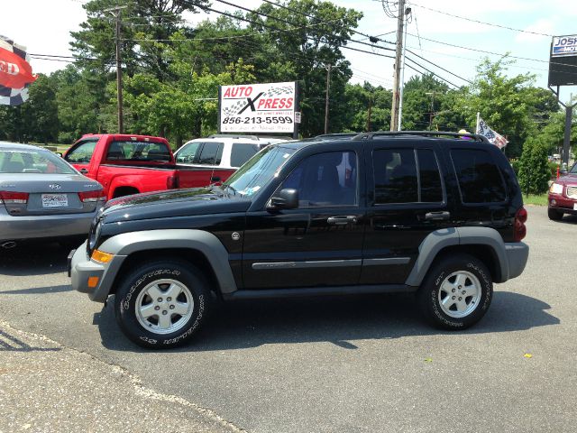 2005 Jeep Liberty Elk Conversion Van