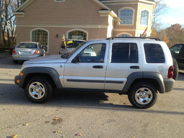 2005 Jeep Liberty Elk Conversion Van