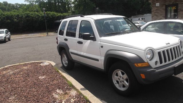 2005 Jeep Liberty Elk Conversion Van