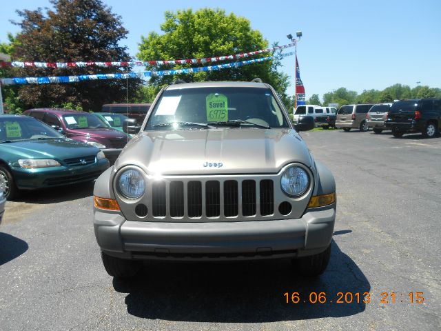 2005 Jeep Liberty Elk Conversion Van