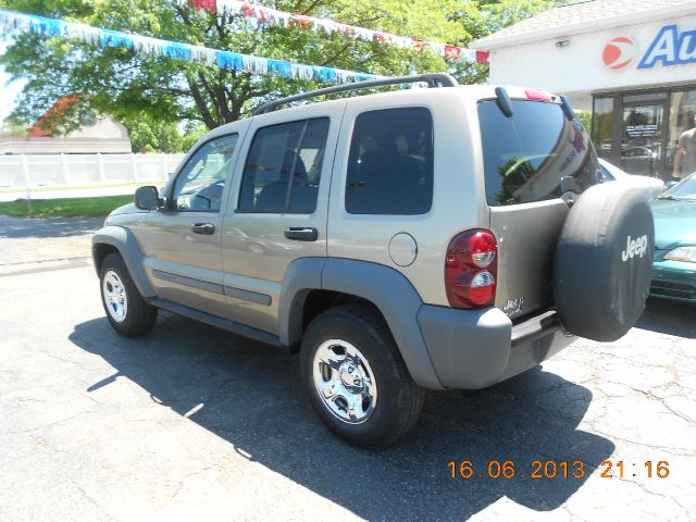 2005 Jeep Liberty Elk Conversion Van