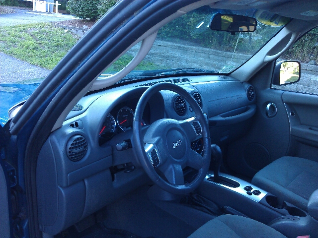 2005 Jeep Liberty Super