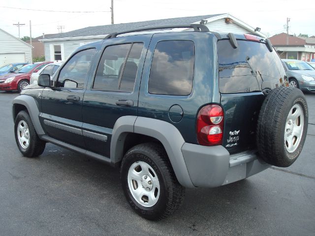 2005 Jeep Liberty Elk Conversion Van