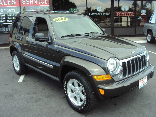 2005 Jeep Liberty Super