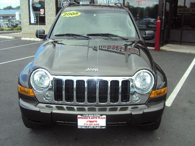 2005 Jeep Liberty Super