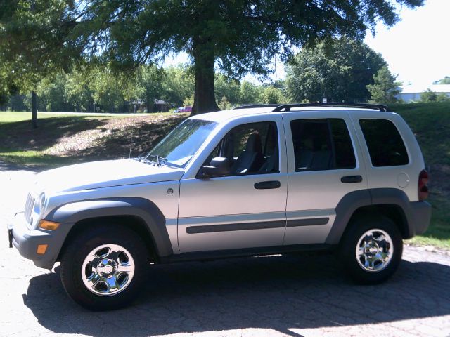 2005 Jeep Liberty Elk Conversion Van