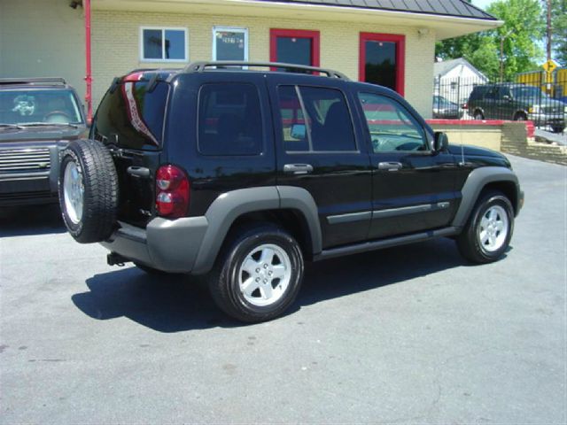 2006 Jeep Liberty Elk Conversion Van