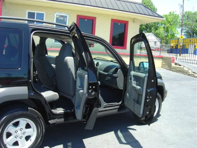 2006 Jeep Liberty Elk Conversion Van