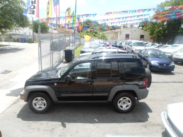 2006 Jeep Liberty Elk Conversion Van