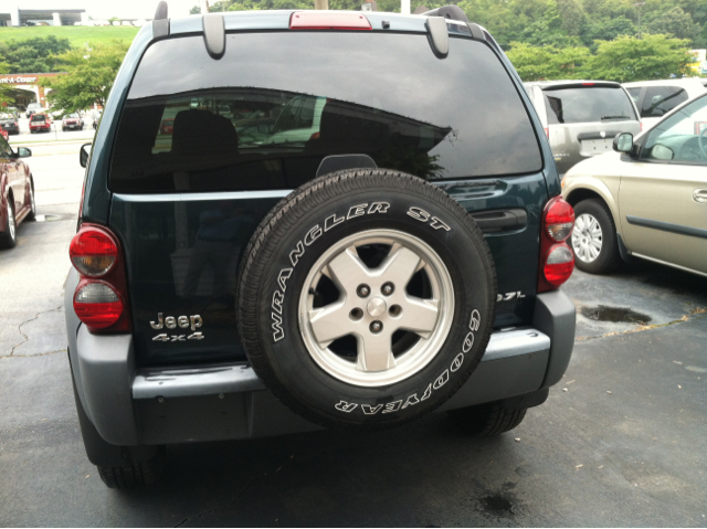 2006 Jeep Liberty Elk Conversion Van