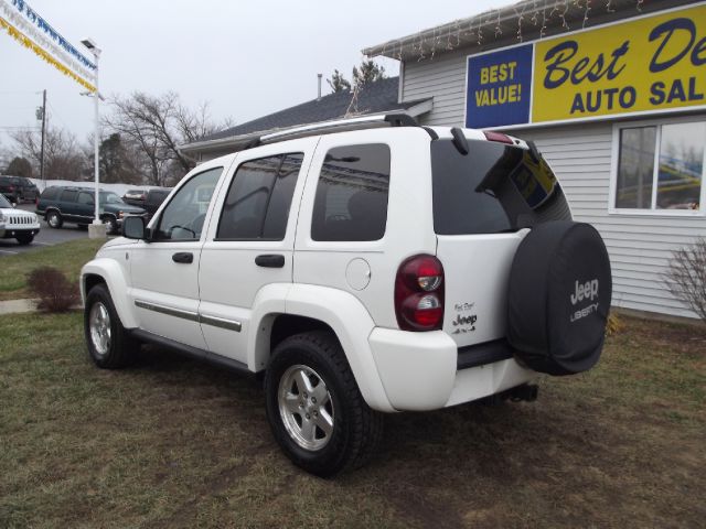 2006 Jeep Liberty 2dr Cpe GLS TDI Auto Hatchback