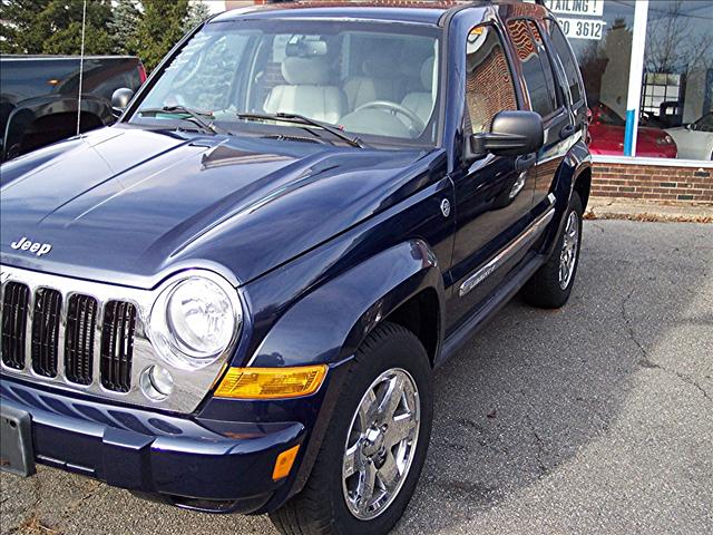 2006 Jeep Liberty SLT 25