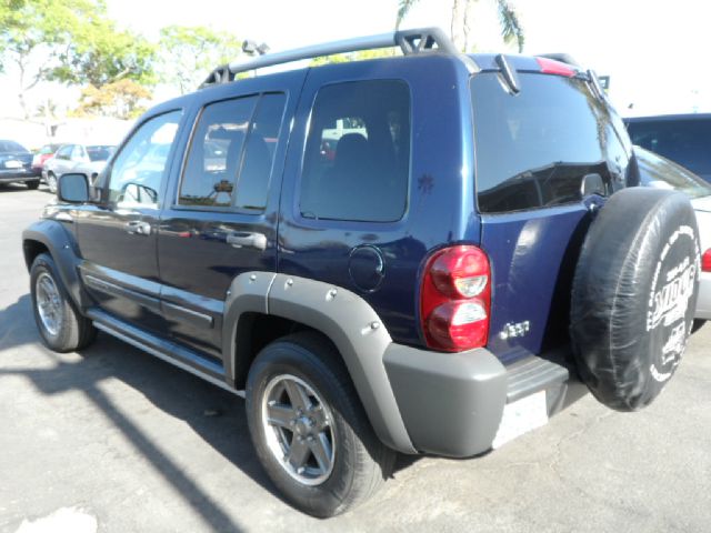 2006 Jeep Liberty Lariat Crew Cab 2WD Super Duty