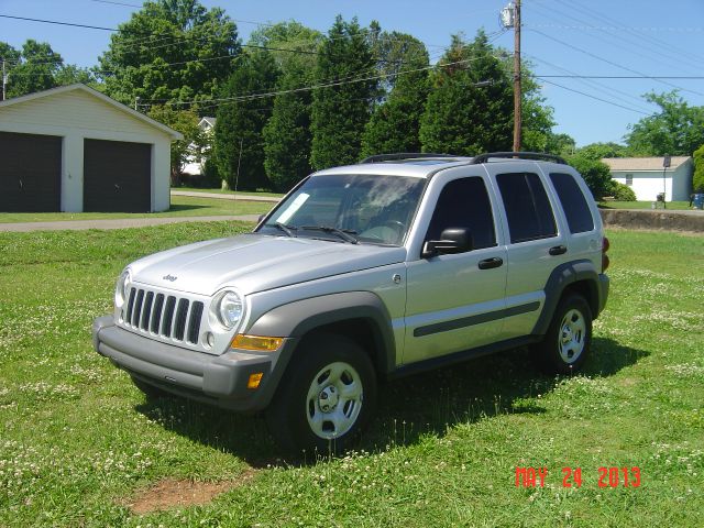 2006 Jeep Liberty Elk Conversion Van