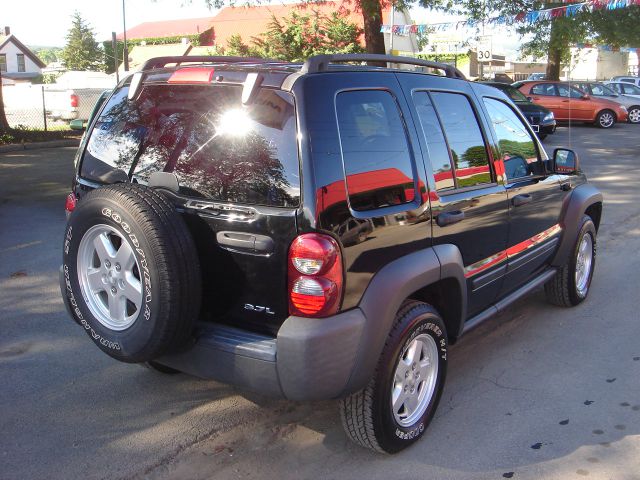 2006 Jeep Liberty Elk Conversion Van