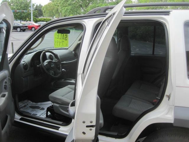 2006 Jeep Liberty Extended Cab V8 LT W/1lt