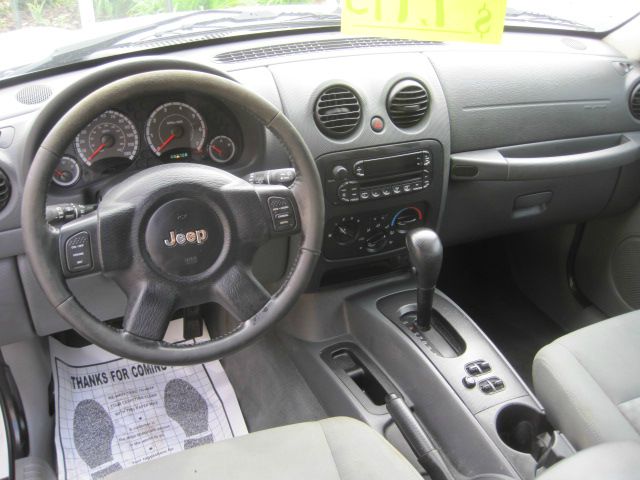 2006 Jeep Liberty Extended Cab V8 LT W/1lt