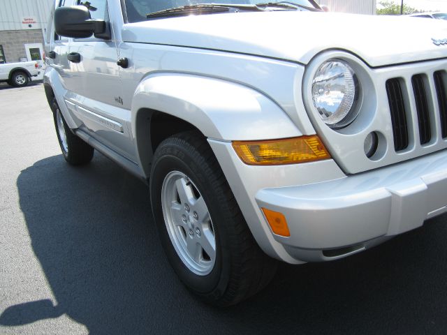 2006 Jeep Liberty Elk Conversion Van