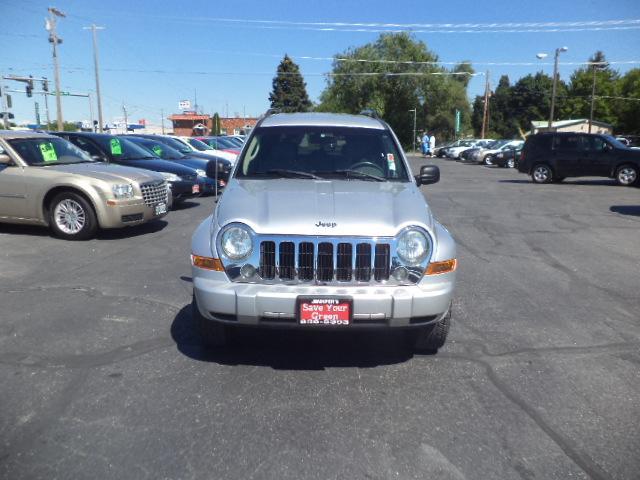 2006 Jeep Liberty SLT 25