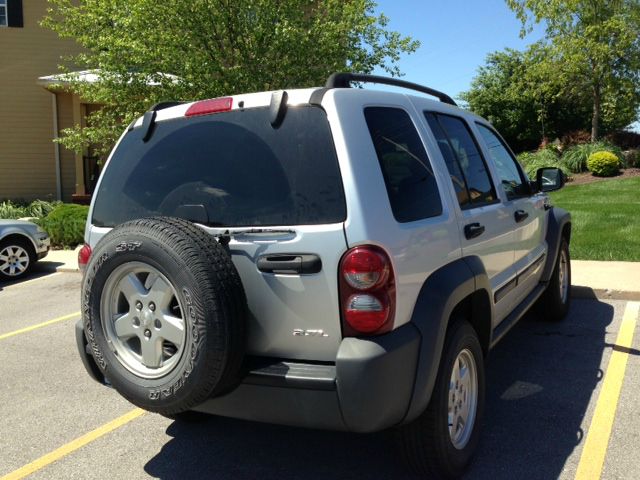 2006 Jeep Liberty Extended Cab V8 LT W/1lt