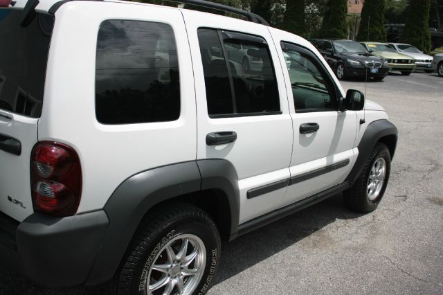 2006 Jeep Liberty Elk Conversion Van