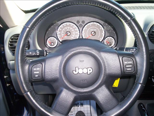 2006 Jeep Liberty Unknown