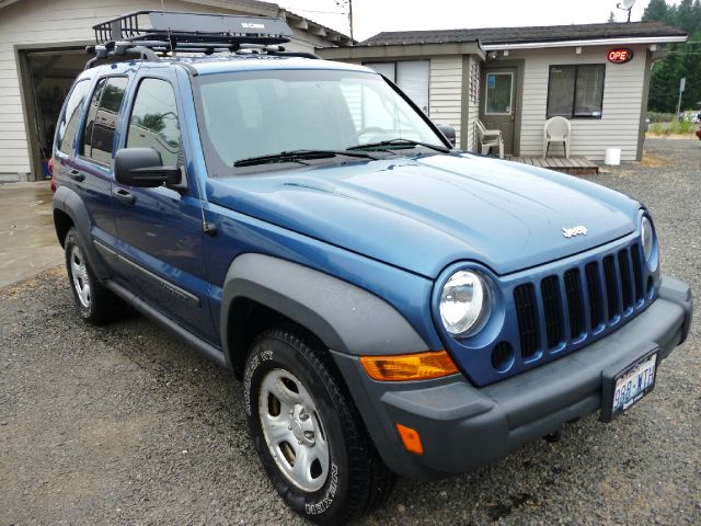 2006 Jeep Liberty Elk Conversion Van