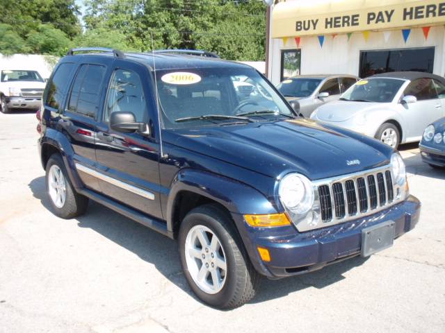 2006 Jeep Liberty SLT 25