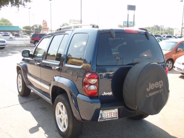 2006 Jeep Liberty SLT 25