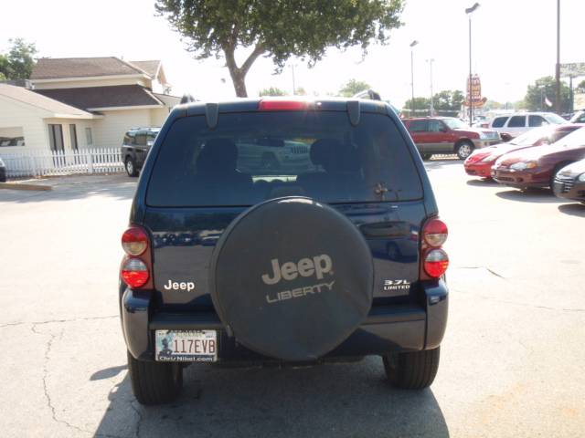 2006 Jeep Liberty SLT 25