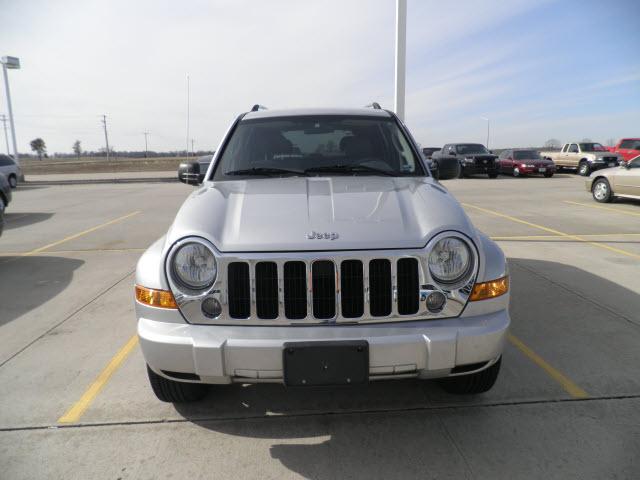 2006 Jeep Liberty SLT 25