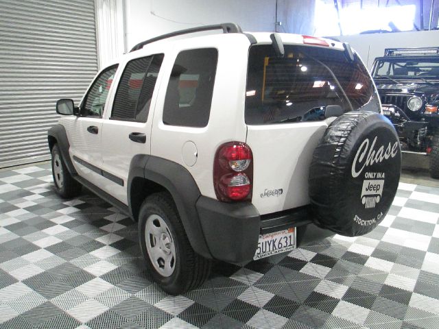 2006 Jeep Liberty Extended Cab V8 LT W/1lt