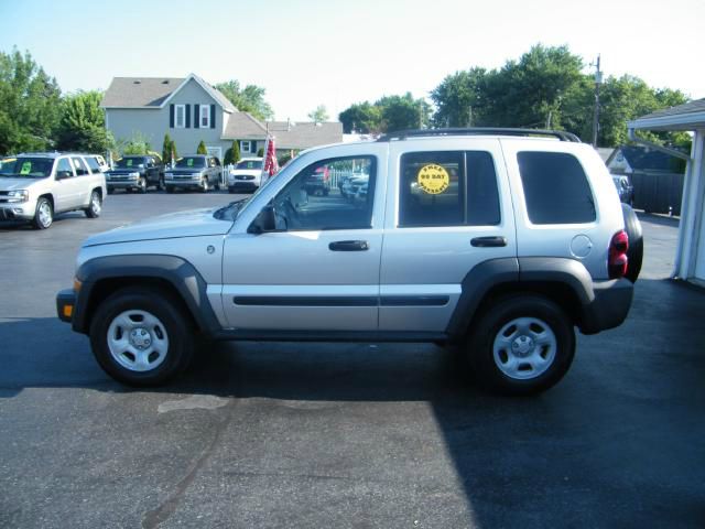 2006 Jeep Liberty Elk Conversion Van