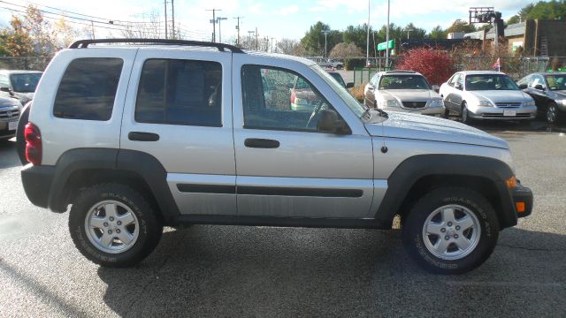 2006 Jeep Liberty Elk Conversion Van