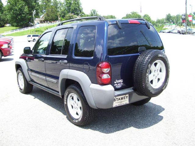 2006 Jeep Liberty Elk Conversion Van