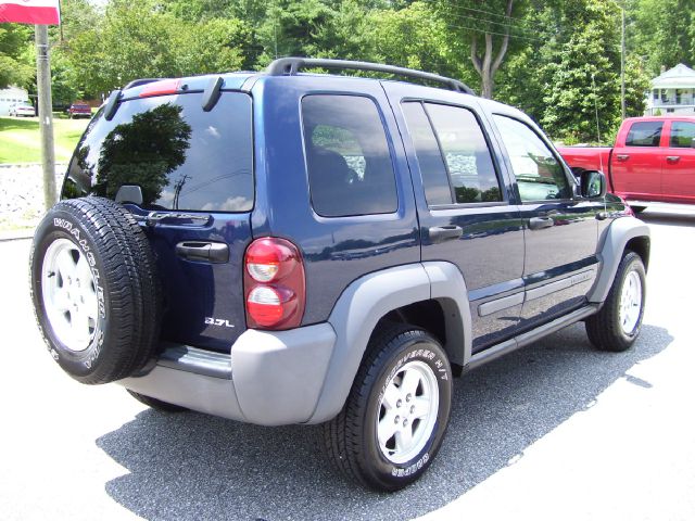 2006 Jeep Liberty Elk Conversion Van