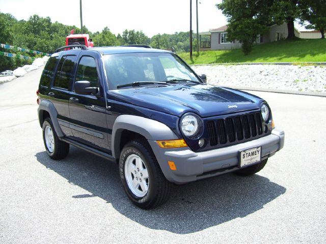 2006 Jeep Liberty Elk Conversion Van