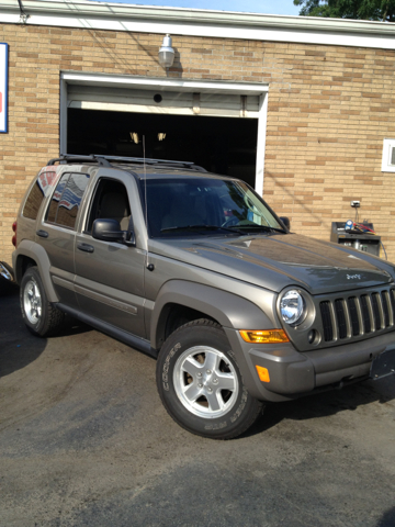 2006 Jeep Liberty Elk Conversion Van