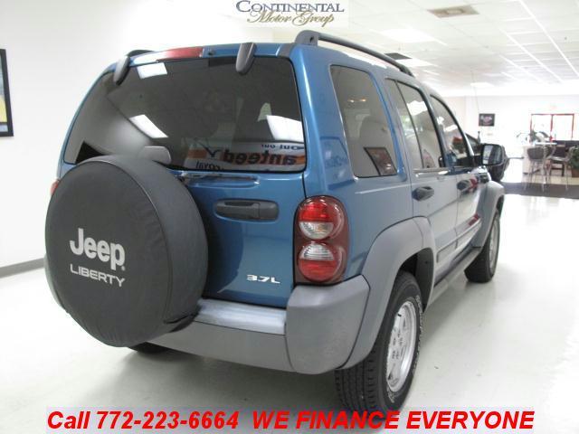 2006 Jeep Liberty Unknown