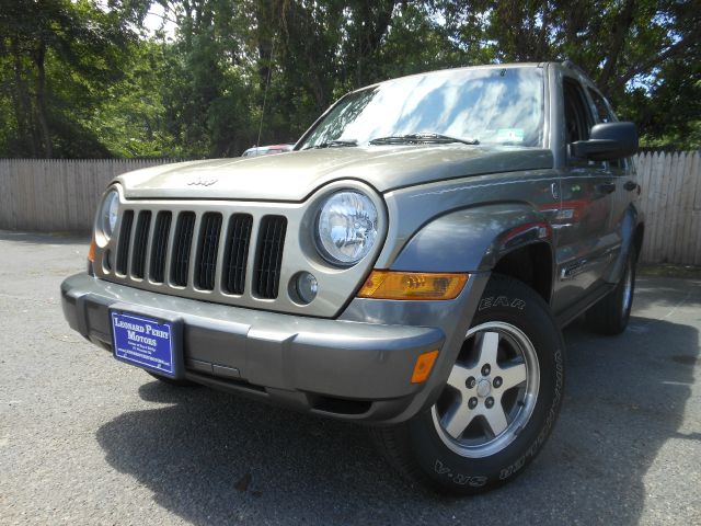 2006 Jeep Liberty Elk Conversion Van