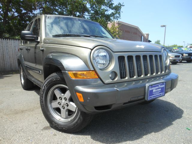 2006 Jeep Liberty Elk Conversion Van