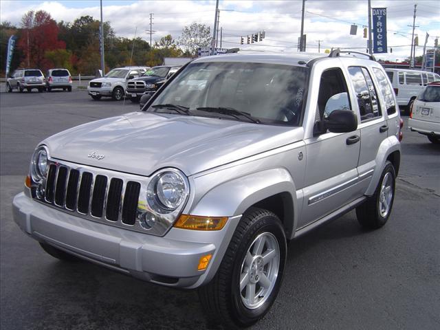 2006 Jeep Liberty SLT 25