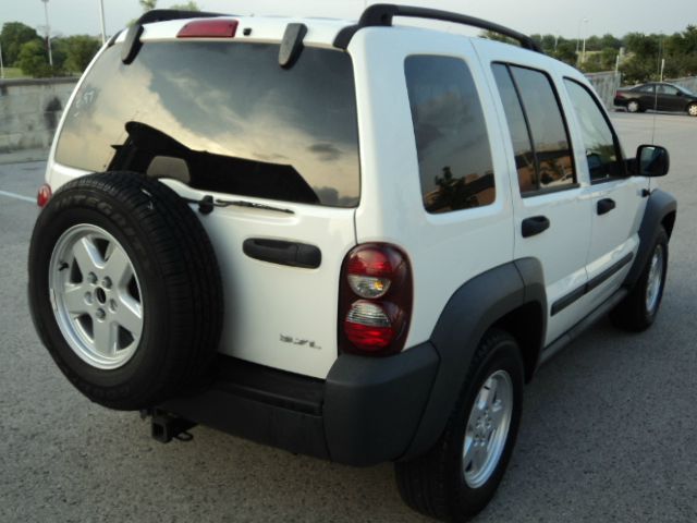 2006 Jeep Liberty Elk Conversion Van