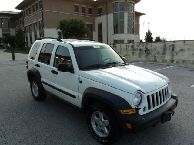 2006 Jeep Liberty Elk Conversion Van