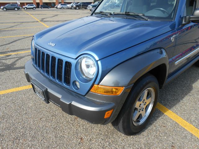 2006 Jeep Liberty Elk Conversion Van