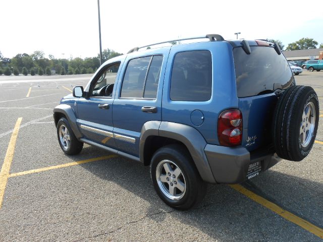 2006 Jeep Liberty Elk Conversion Van